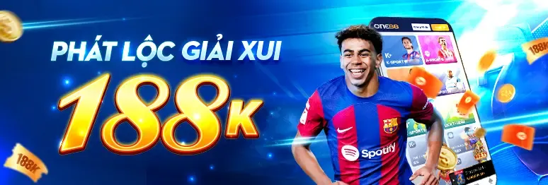 Game thủ chuyên nghiệp đang thi đấu Esports trên máy tính, thể hiện cá cược thể thao điện tử
